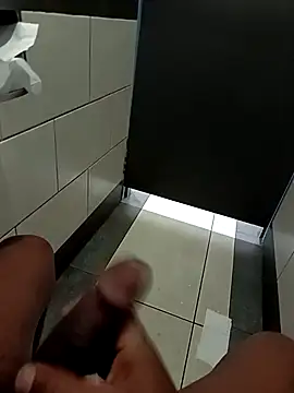 Snapshot of Chrisdee2 chatting on 1, 2, 2026 Chrisdee2 online show from 1, 2, 2026