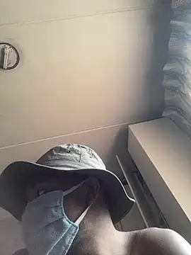 Snapshot of prefermaturedmommy chatting on 21, 10, 2025 prefermaturedmommy online show from 21, 10, 2025