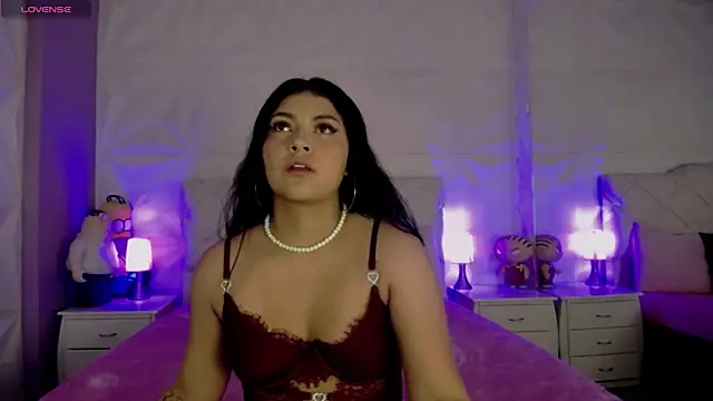 Snapshot of Ashly_pink chatting on 1, 10, 2025 Ashly pink online show from 1, 10, 2025