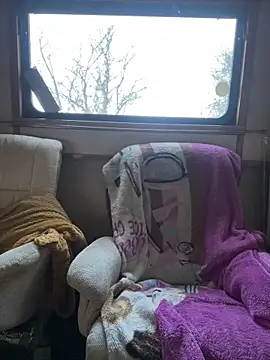 ladyboatlady online show from 11, 3, 2026