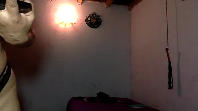 indomitaFox online show from 21, 4, 2026