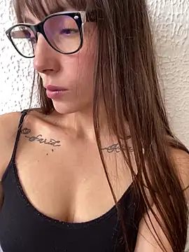 paula miler1 online show from 30, 6, 2026