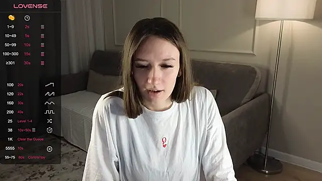 Snapshot of cutienaughtygirl chatting on 7, 10, 2025 cutienaughtygirl online show from 7, 10, 2025