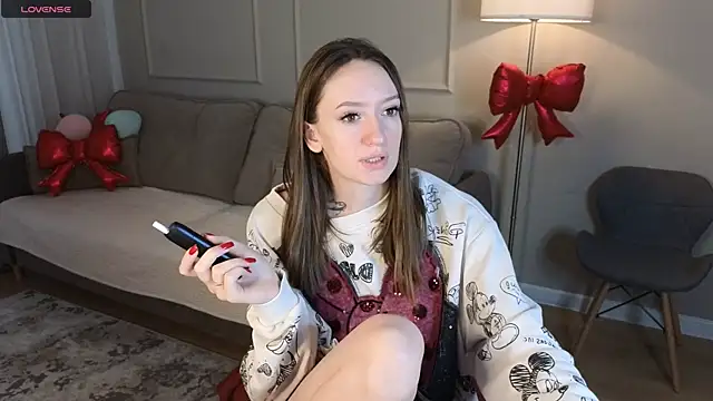 cutienaughtygirl online show from 22, 3, 2026