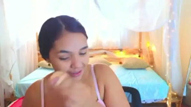 loreaniss online show from 10, 11, 2025