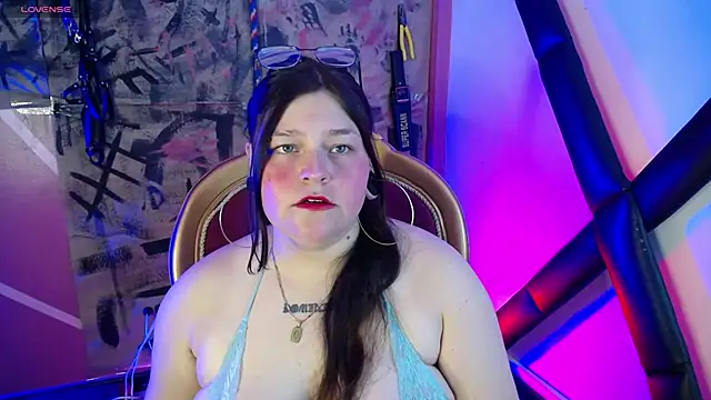 Milaanddalia online show from 1, 10, 2025