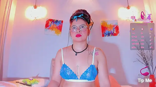 Karlaliones69 online show from 30, 9, 2025