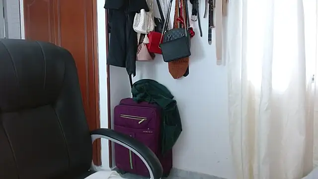 Snapshot of BriggiteSkyAngels chatting on 1, 11, 2025 BriggiteSkyAngels online show from 1, 11, 2025