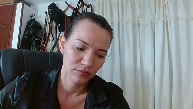 Snapshot of BriggiteSkyAngels chatting on 21, 11, 2025 BriggiteSkyAngels online show from 21, 11, 2025