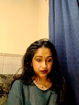 Snapshot of cute_indianxo chatting on 25, 4, 2026 cute indianxo online show from 25, 4, 2026
