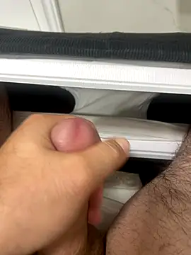 Heros2000 online show from 1, 10, 2025