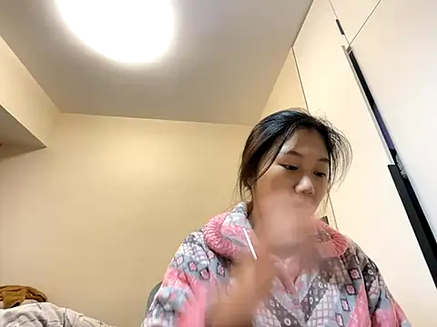 Snapshot of xena0501 chatting on 15, 12, 2025 xena0501 online show from 15, 12, 2025