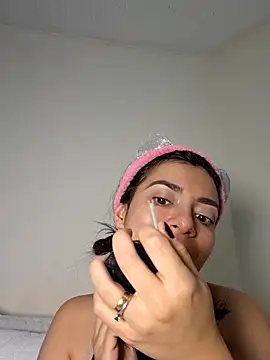 Snapshot of AmaiaSalvatore chatting on 15, 9, 2025 AmaiaSalvatore online show from 15, 9, 2025