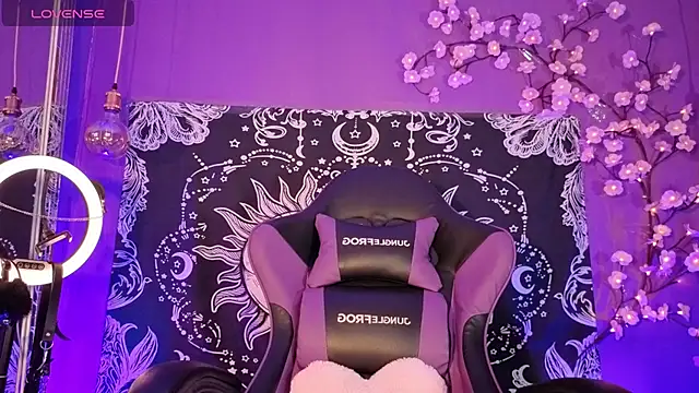 Gaia Gatex online show from 8, 4, 2026