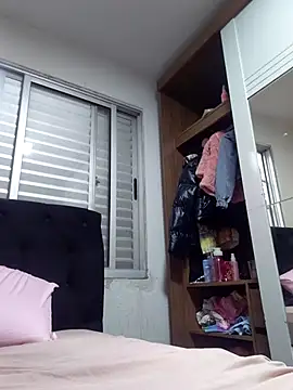 dyjaA online show from 10, 4, 2026