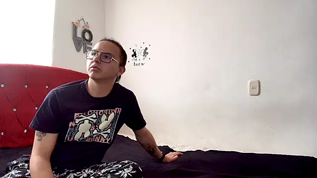 Husbands Horny online show from 10, 3, 2026