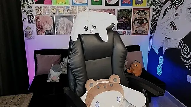 Snapshot of Yuhwan_ chatting on 8, 9, 2025 Yuhwan online show from 8, 9, 2025