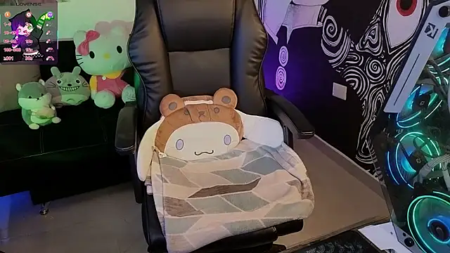 Snapshot of Yuhwan_ chatting on 10, 11, 2025 Yuhwan online show from 10, 11, 2025