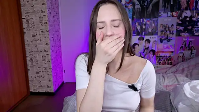 LucyRose3 online show from 18, 11, 2025