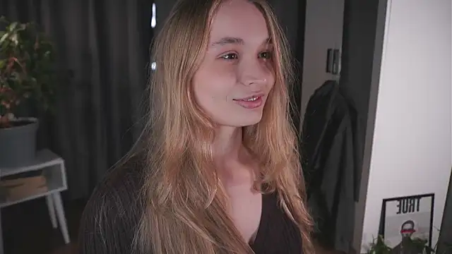 Snapshot of lisa_schiele chatting on 24, 10, 2025 lisa schiele online show from 24, 10, 2025