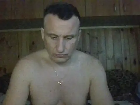 Maksymilian1 online show from 4, 3, 2026