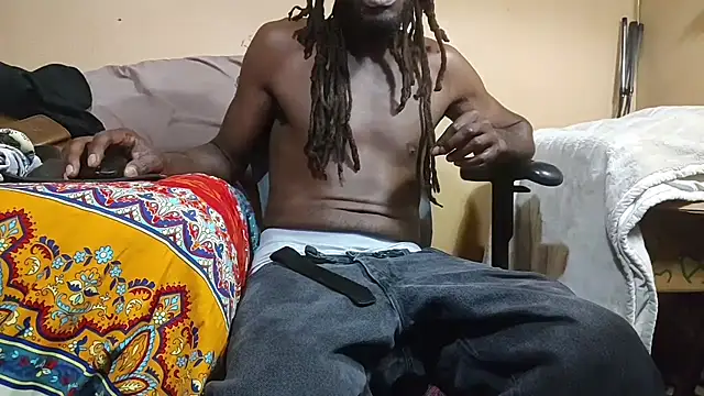 EYEzIAM online show from 12, 10, 2025