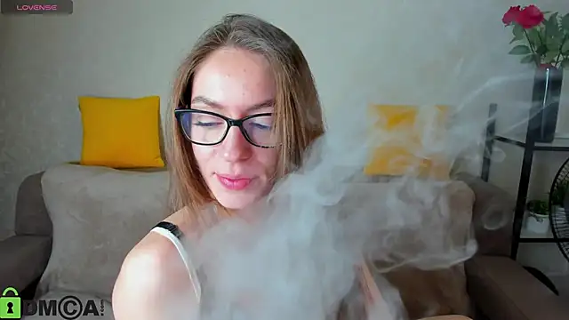 Agnes Wells online show from 22, 10, 2025