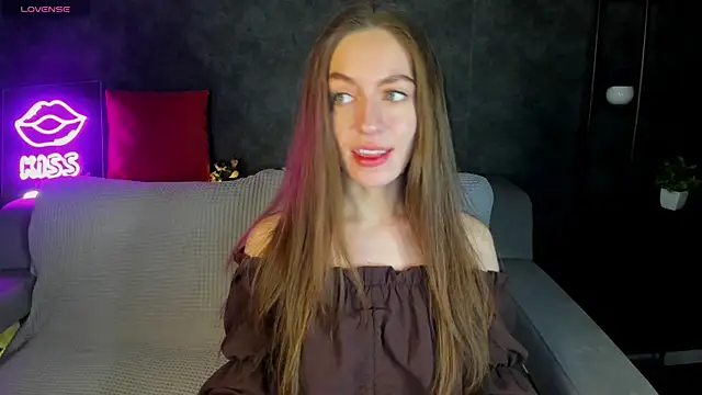 Agnes Wells online show from 4, 4, 2026