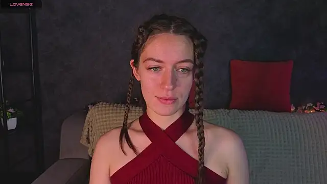 Agnes Wells online show from 2, 6, 2026