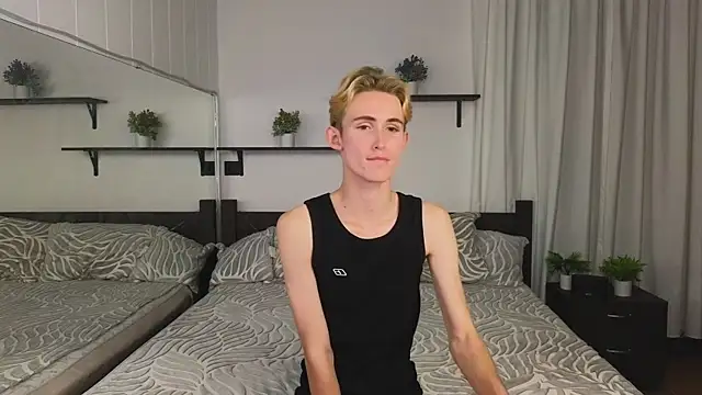 tommy XXX online show from 11, 9, 2025