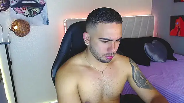 Snapshot of adamhairy chatting on 21, 5, 2026 adamhairy online show from 21, 5, 2026