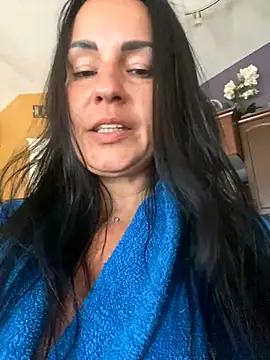 Snapshot of starsaligned chatting on 25, 9, 2025 starsaligned online show from 25, 9, 2025