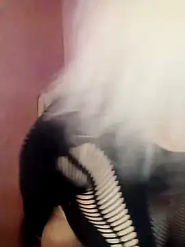 SquirtMilf00 online show from 1, 4, 2026