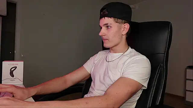 Mark Karson online show from 26, 10, 2025