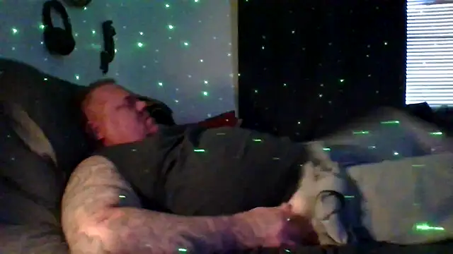 Snapshot of GingerSnap4444 chatting on 27, 7, 2026 GingerSnap4444 online show from 27, 7, 2026