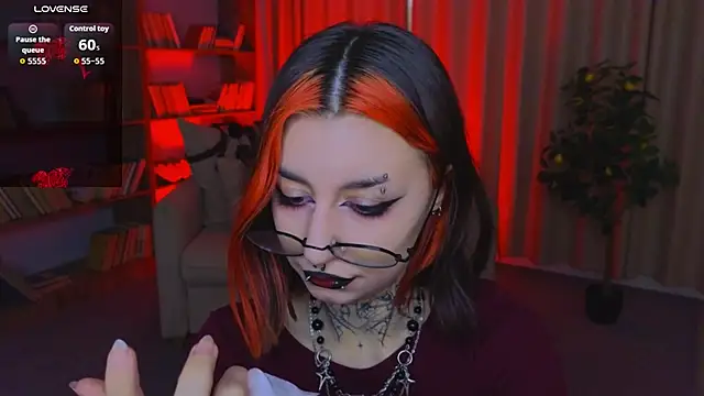 Snapshot of Mistress__Marcelline chatting on 8, 6, 2026 Mistress Marcelline online show from 8, 6, 2026
