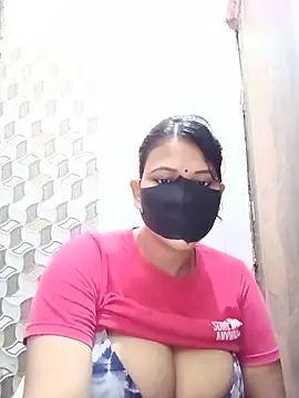 Snapshot of varnika chatting on 18, 5, 2026 varnika online show from 18, 5, 2026