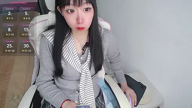 Snapshot of Angela-AMY chatting on 14, 10, 2025 Angela-AMY online show from 14, 10, 2025