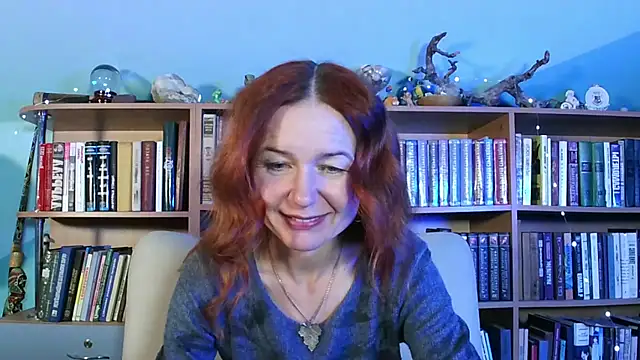 Foxilady357 online show from 6, 3, 2026