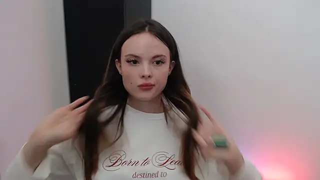 Snapshot of Ariella_ari chatting on 22, 9, 2025 Ariella ari online show from 22, 9, 2025