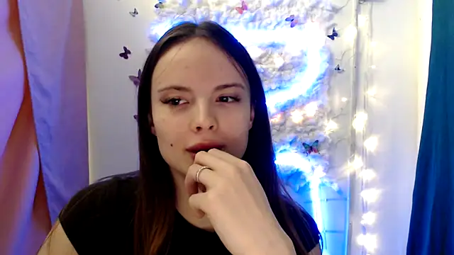 Snapshot of Ariella_ari chatting on 2, 10, 2025 Ariella ari online show from 2, 10, 2025