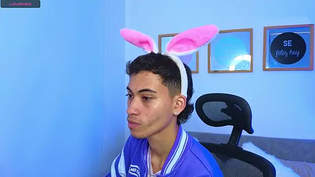 yulian vasquez online show from 9, 9, 2025