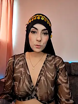 Snapshot of aisha_samiri chatting on 15, 9, 2025 aisha samiri online show from 15, 9, 2025