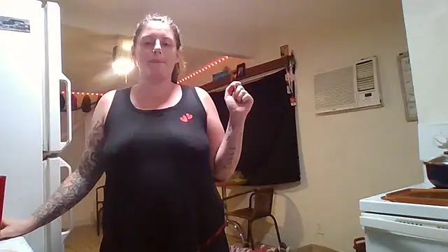 Snapshot of sleepingbooty chatting on 15, 10, 2025 sleepingbooty online show from 15, 10, 2025