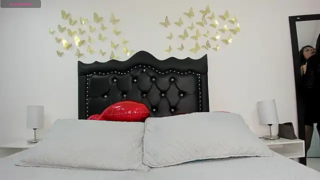 SabinaDeluxe cg online show from 7, 2, 2026