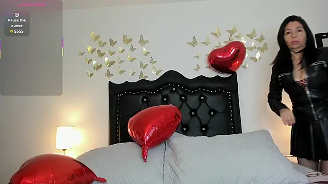 SabinaDeluxe cg online show from 14, 2, 2026