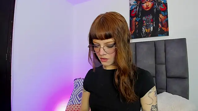 Snapshot of abby_jones2 chatting on 25, 10, 2025 abby jones2 online show from 25, 10, 2025