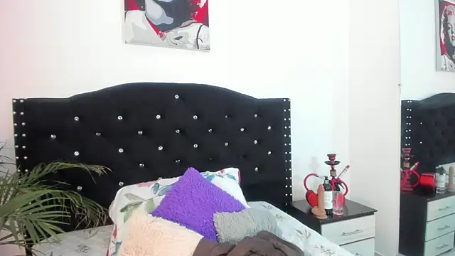 Snapshot of abby_jones2 chatting on 27, 6, 2026 abby jones2 online show from 27, 6, 2026