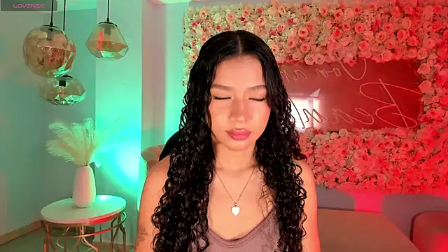 SophieHouston  online show from 30, 9, 2025