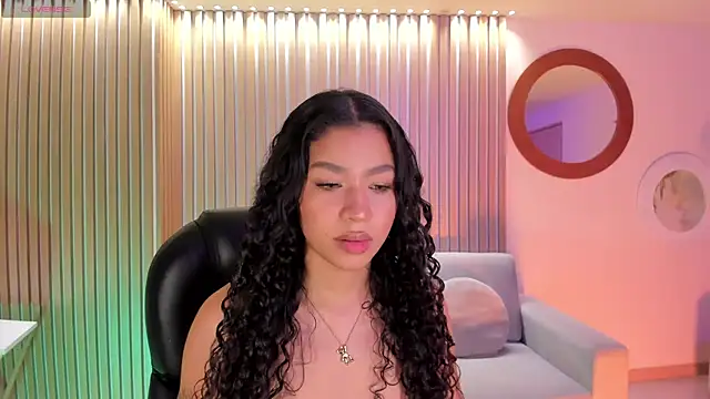 SophieHouston  online show from 11, 10, 2025